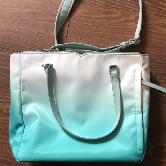 Sold - Picture 2 of 7